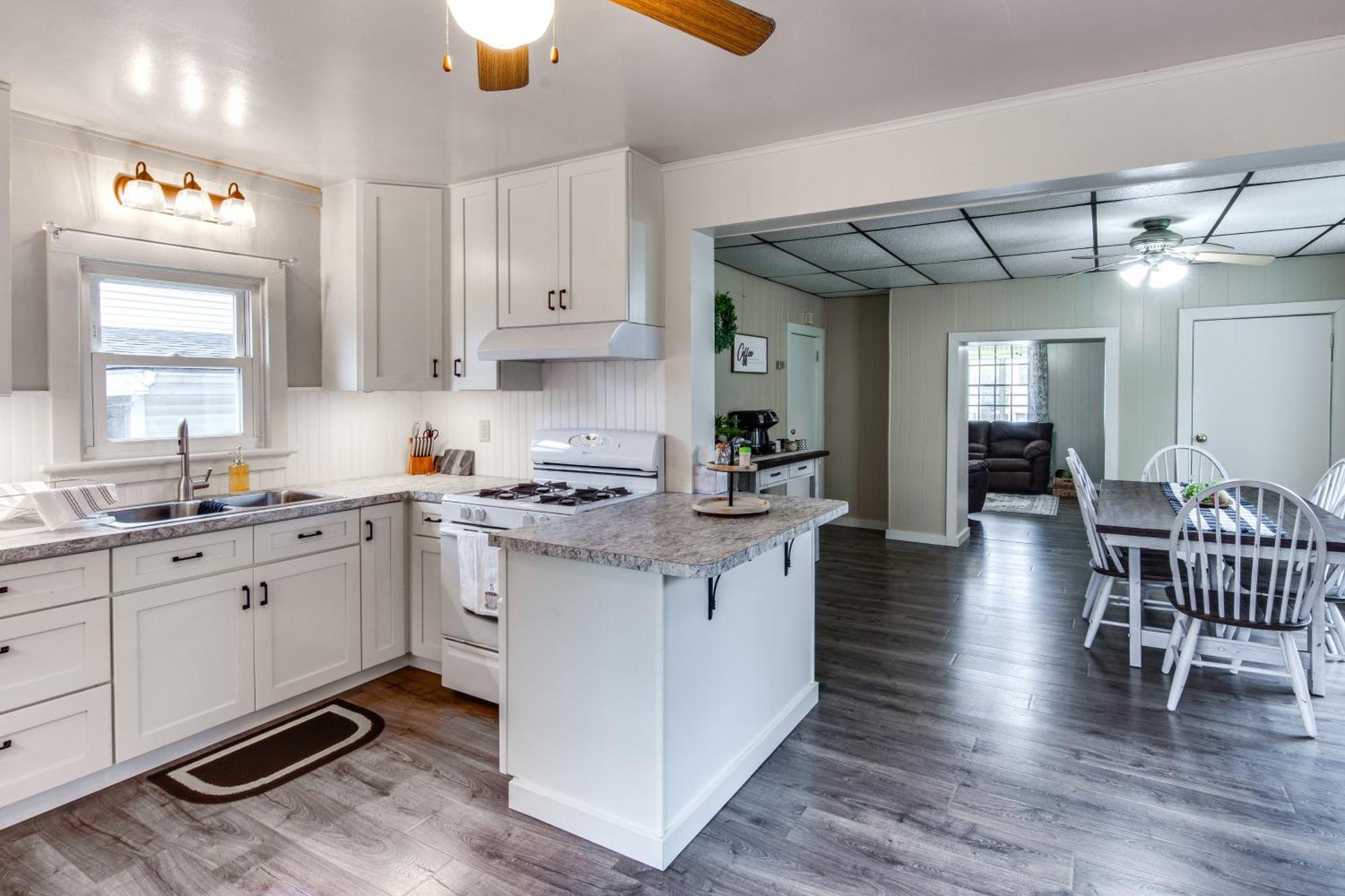 Holiday home Family-friendly Abode With Spacious Patio!